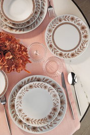 Hermia Juego de Cena de Porcelana de 24 Piezas